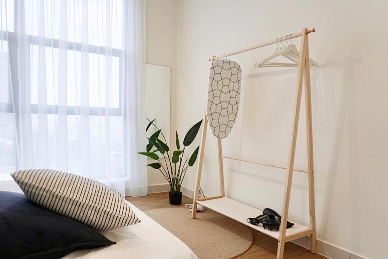 Ferienwohnung Arte Mont Kiara By Cozynest Kuala Lumpur Exterior foto